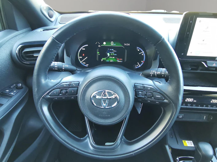 Fahrzeugbild TOYOTA YARIS CROSS