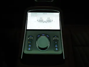 Genesis G90 3.5T Luxury Plus AWD