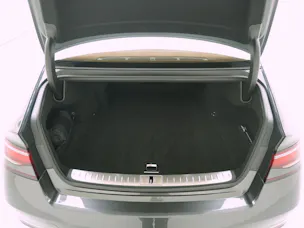 Genesis G90 3.5T Luxury Plus AWD