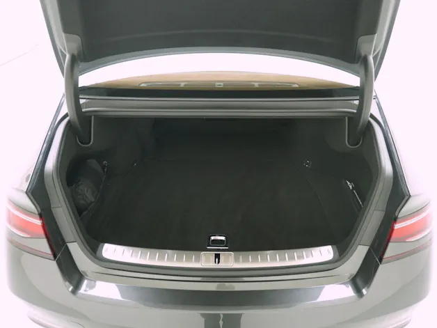 Genesis G90 3.5T Luxury Plus AWD