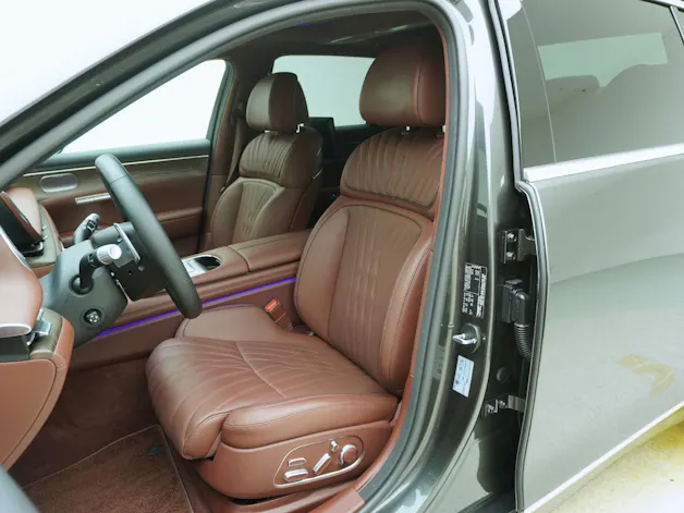 Genesis G90 3.5T Luxury Plus AWD