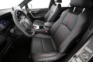 Fahrzeugbild TOYOTA RAV4 2.5 Plug-In-Hybrid Platinum