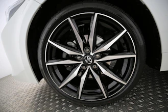 https://vehicle.imgix.net/4238756/4897478d-84b8-4fac-9594-b73b6e27e7cd.jpg