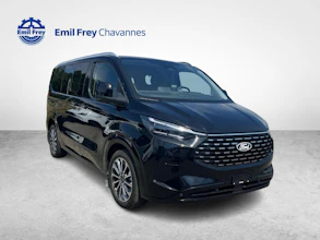 https://vehicle.imgix.net/4238789/d5559d97-3efa-4850-b88c-89e3a6a8597e.jpg