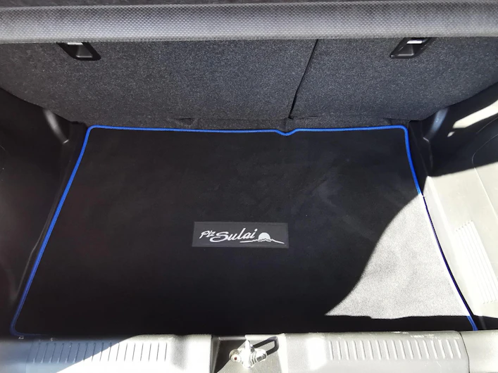 immagine del veicolo SUZUKI SWIFT