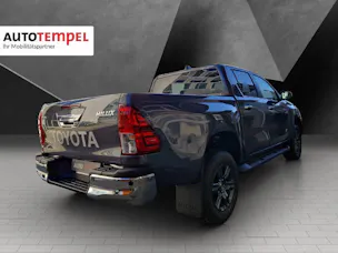Toyota Hilux Double Cab.-Pick-up 2.8 48038/004
