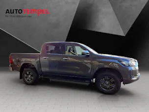 Toyota Hilux Double Cab.-Pick-up 2.8 48038/004