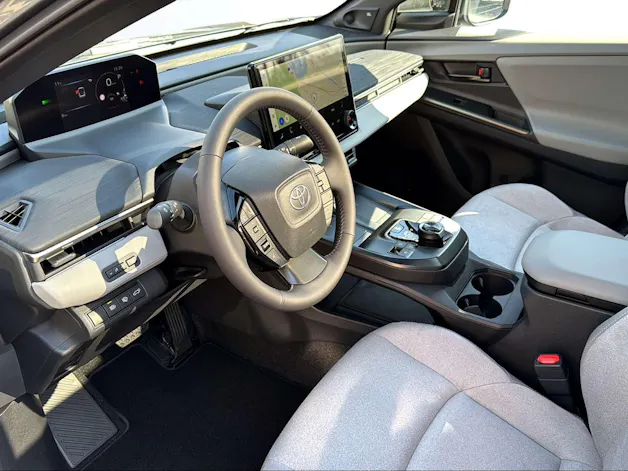 Toyota C-HR+ Premium AWD
