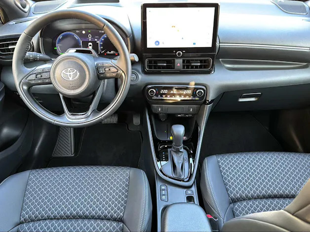 Toyota Yaris 1.5 VVT-i HSD Premium