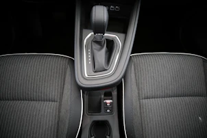 immagine del veicolo MITSUBISHI Colt 1.6 HEV Intense