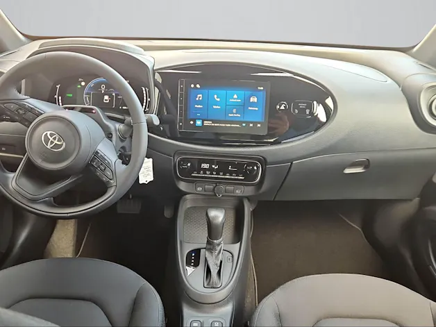 Toyota Aygo X 1.5 VVT-i HSD Comfort
