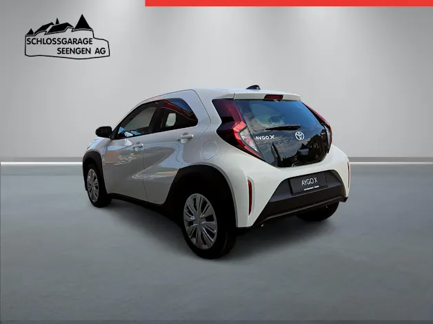 Toyota Aygo X 1.5 VVT-i HSD Comfort