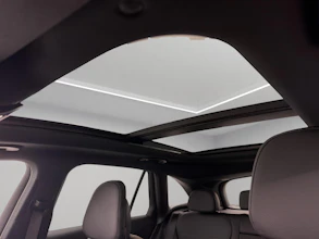 https://vehicle.imgix.net/4238909/5625485d-bc98-4399-80fd-cd55689b7e63.jpg