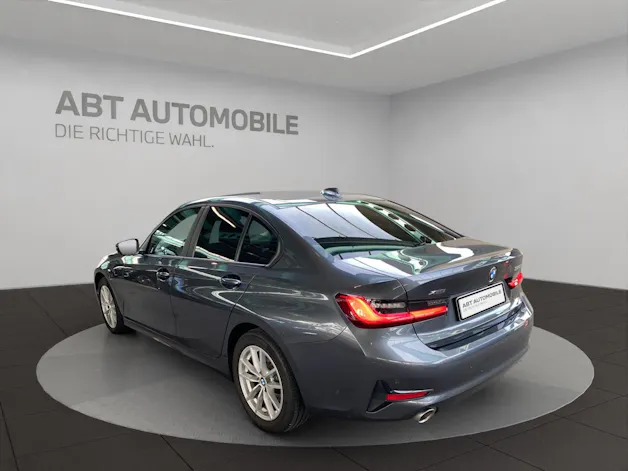 BMW 320i xDrive