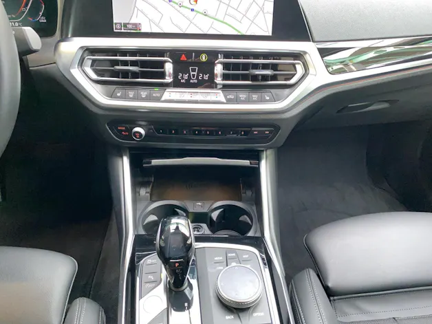 BMW 320i xDrive