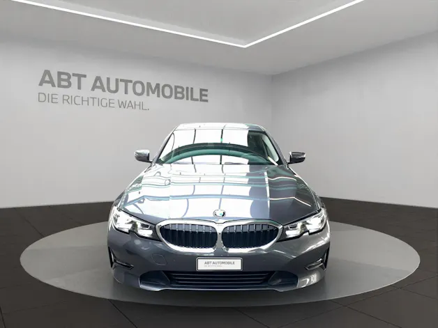 BMW 320i xDrive