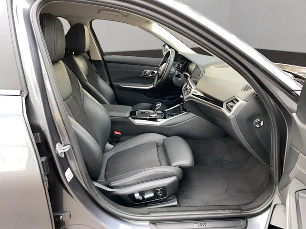 BMW 320i xDrive