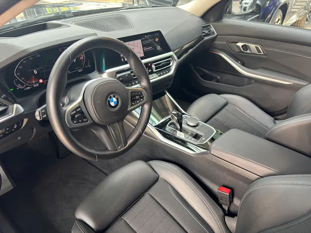 BMW 320i xDrive