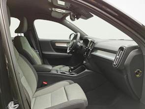image du véhicule VOLVO XC40 2.0 B3 MH Core