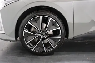 DS Automobiles 4 1.6 E-Tense La Première