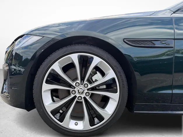 Jaguar XF Sportbrake 2.0 I4 300 Sport AWD
