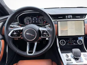 Jaguar XF Sportbrake 2.0 I4 300 Sport AWD
