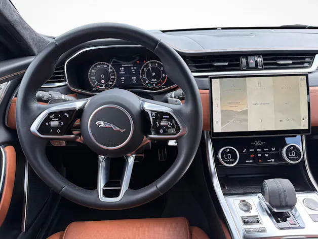 Jaguar XF Sportbrake 2.0 I4 300 Sport AWD