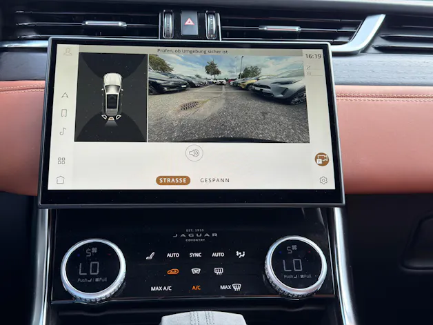Jaguar XF Sportbrake 2.0 I4 300 Sport AWD