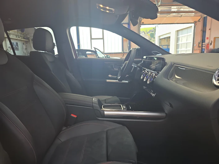 immagine del veicolo MERCEDES-BENZ GLA 250