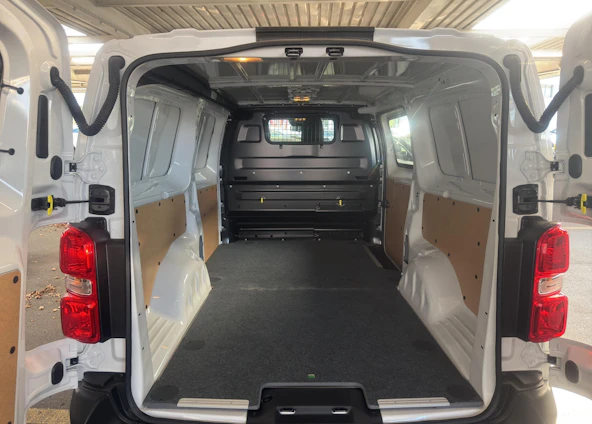 image du véhicule 15 image du véhicule 15