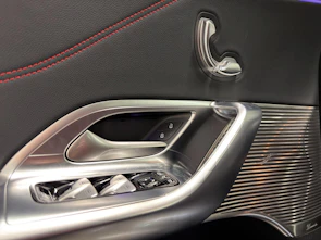 Fahrzeugbild MERCEDES-BENZ GLC 400 4matic