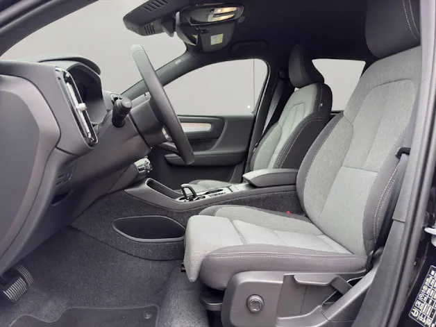 Volvo XC40 2.0 B3 MH Core .