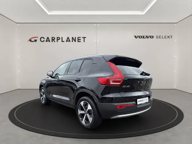 Volvo XC40 2.0 B3 MH Core .