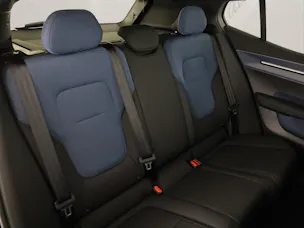Volvo EX30 CC E60 Twin Performance AWD .
