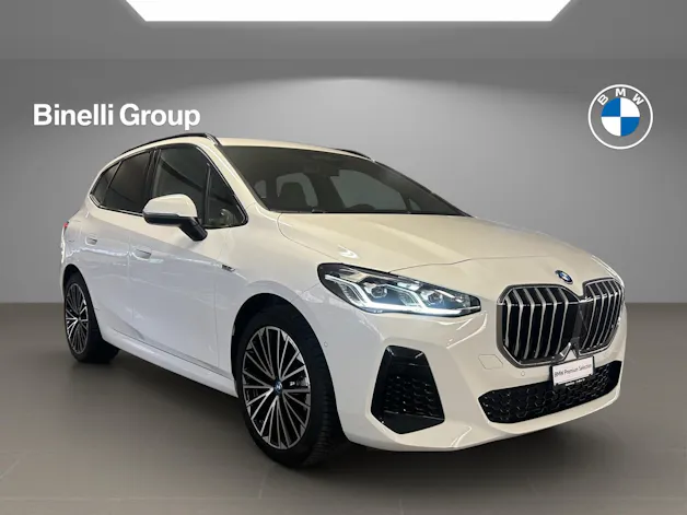 BMW 230e xDrive paddles Active Tourer