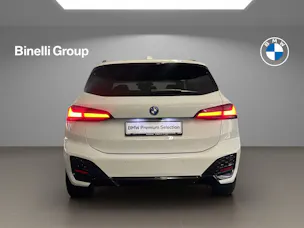 BMW 230e xDrive paddles Active Tourer