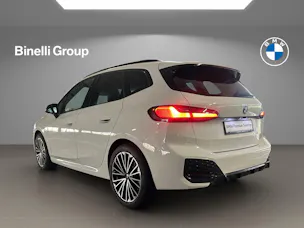 BMW 230e xDrive paddles Active Tourer