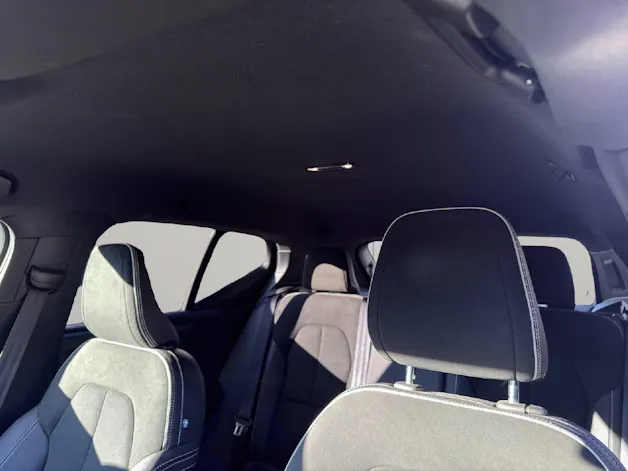 Volvo XC40 2.0 T4 R-Design AWD .