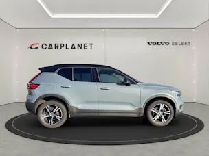 Volvo XC40 2.0 T4 R-Design AWD .