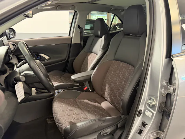 Toyota Yaris Cross 1.5 VVT-i HSD Elegant AWD-i