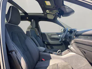 Volvo XC40 1.5 T4 PiH Plus Dark .