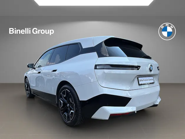 BMW iX xDrive50