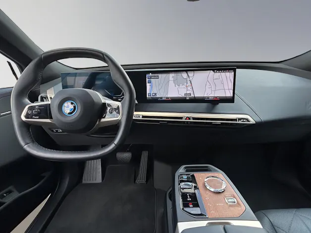 BMW iX xDrive50