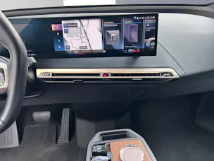 BMW iX xDrive50
