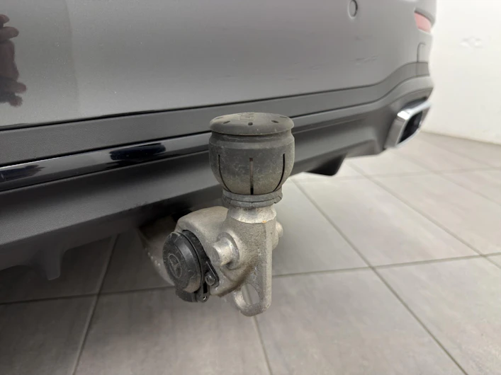 Fahrzeugbild MERCEDES-BENZ C 220