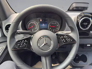 Mercedes-Benz Sprinter 317 Kab.-Ch. 3665 S 2.0 CDI 170 Pro