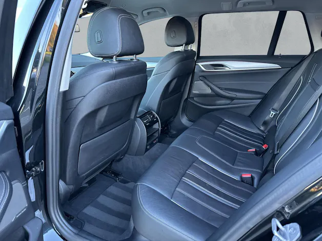 BMW 530d Touring xDrive Steptronic G31 (CH)๐