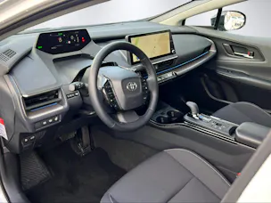 Toyota Prius 2.0 Plug-In-Hybrid Style