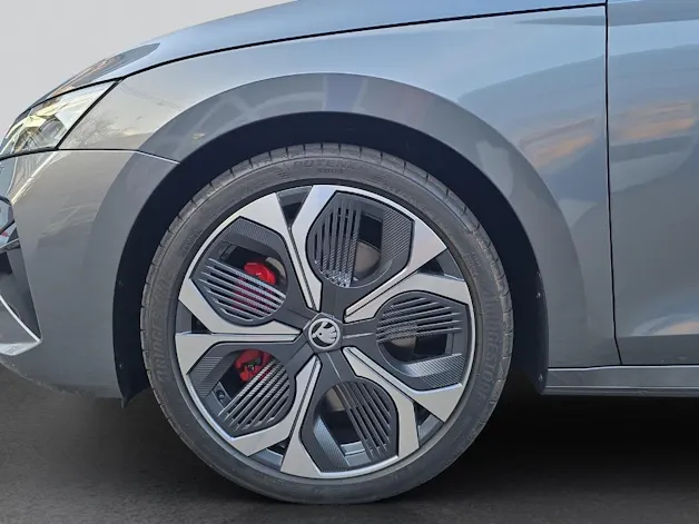 Škoda Octavia Combi 2.0 TSI RS DSG
