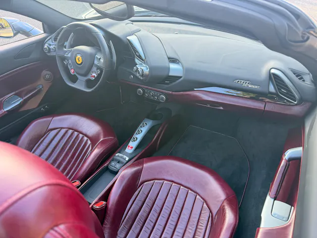 Ferrari 488 Spider 3.9 V8
